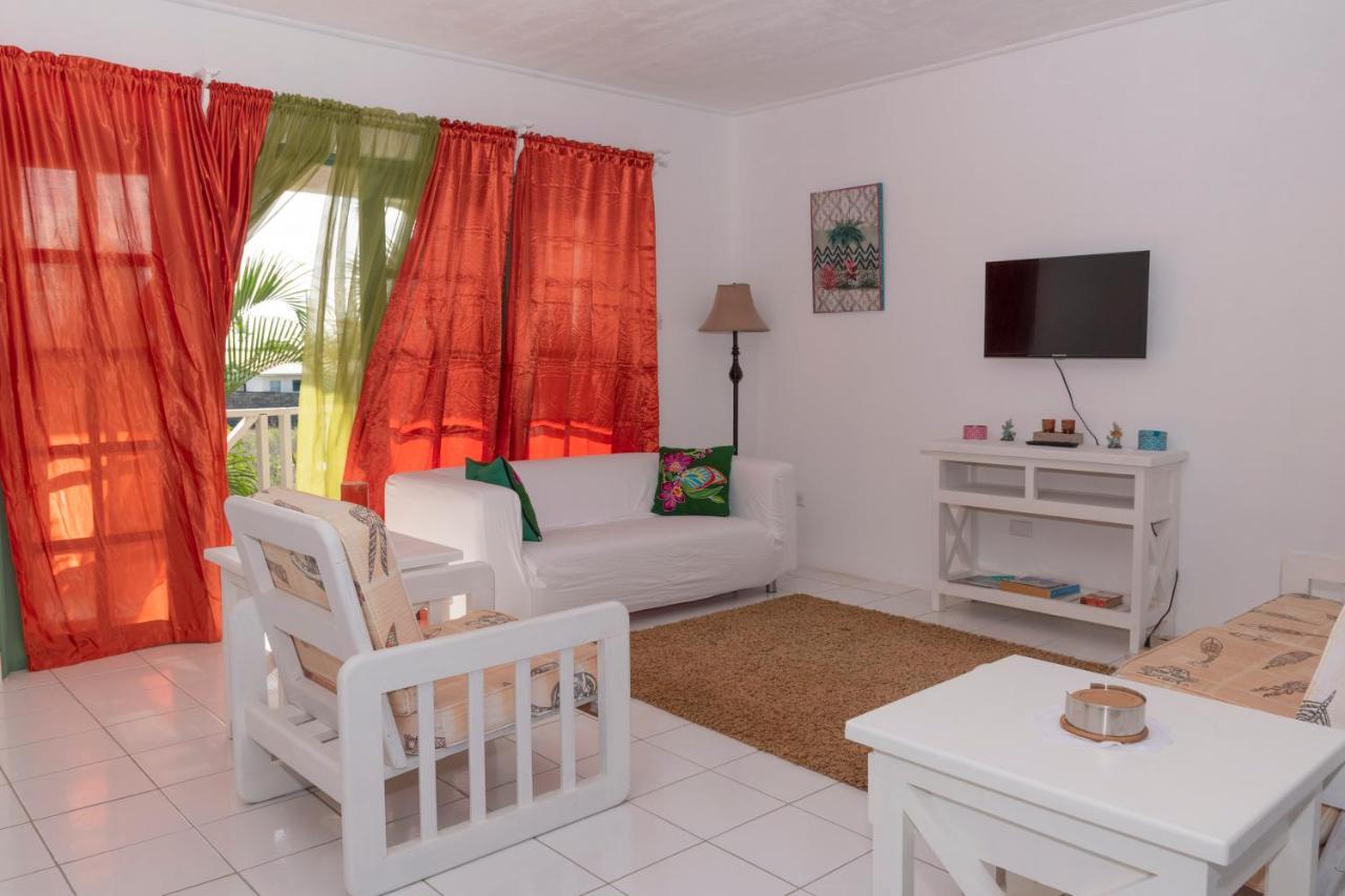 Edtricias Apartments Christ Church Ngoại thất bức ảnh