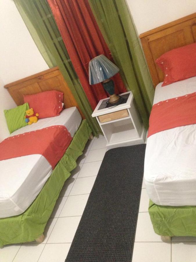 Edtricias Apartments Christ Church Ngoại thất bức ảnh
