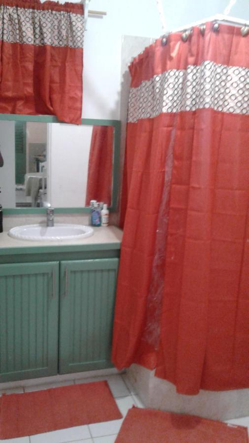 Edtricias Apartments Christ Church Ngoại thất bức ảnh