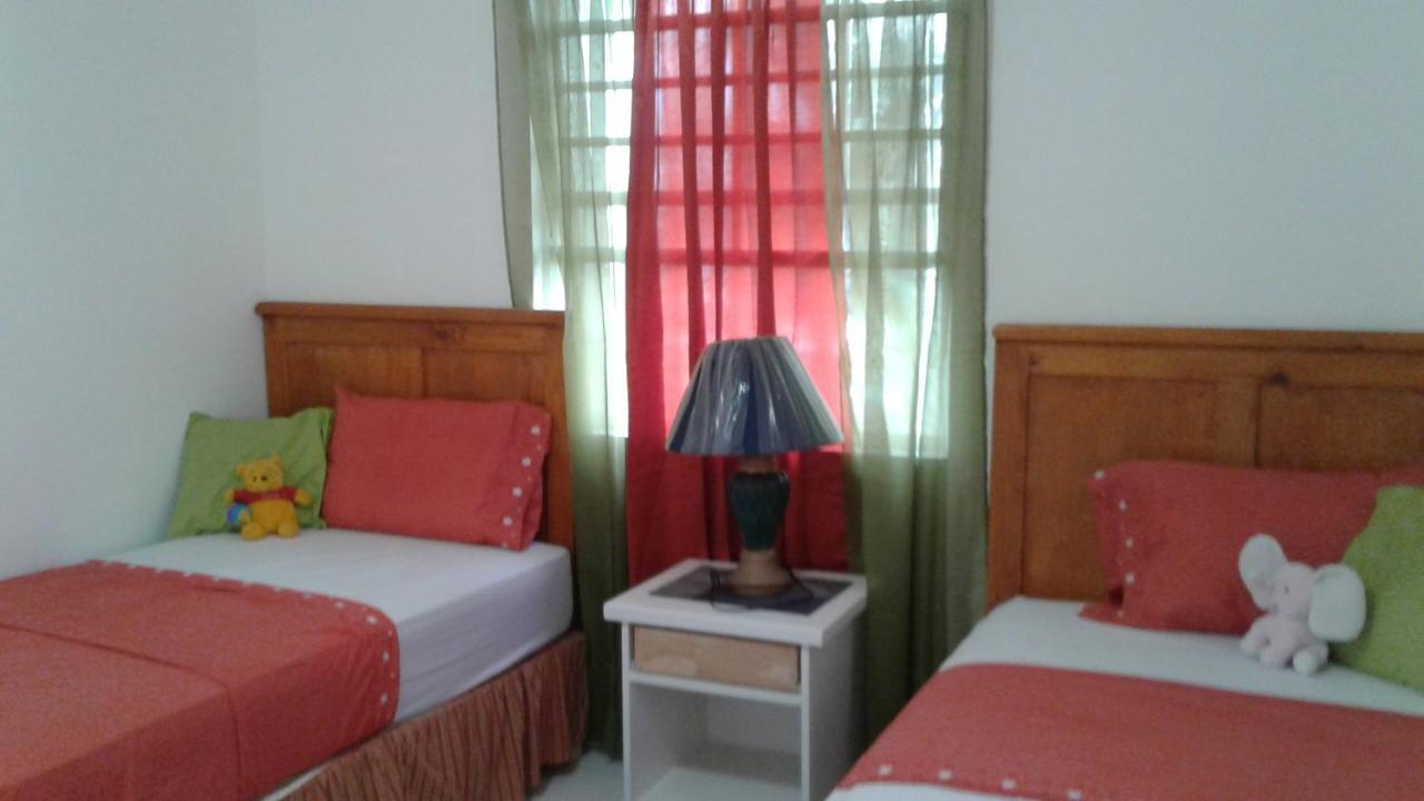 Edtricias Apartments Christ Church Ngoại thất bức ảnh